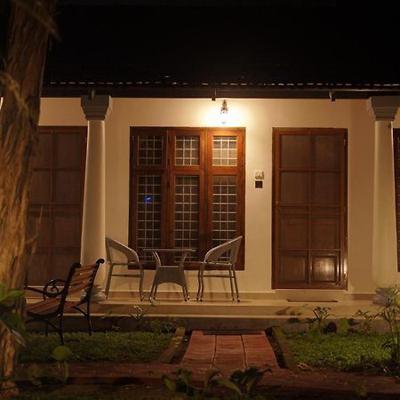 Alfred Place Kochi Exterior photo