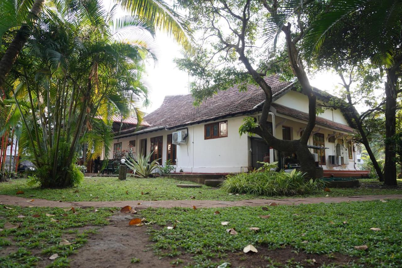 Alfred Place Kochi Exterior photo